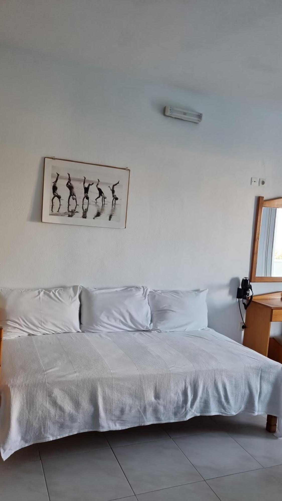 Studios Nina Amoopi Rum bild